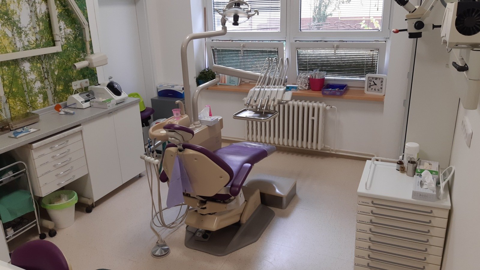 Ordinace Stomatologie Ridet — křeslo a vybavení